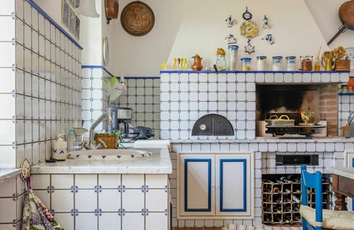 Zenevredo Villa | Private Villa with WIFI, private pool, A/C, TV, patio, pets allowed, panoramic view, parking