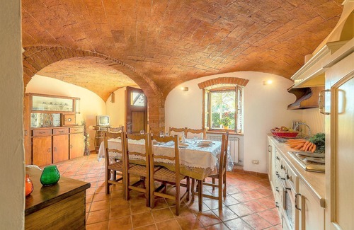 Santarello Villa | Private Villa with WIFI, private pool, A/C, patio, panoramic view, parking, close to Montepulciano