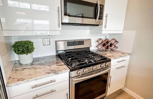 Okanagan-Similkameen House | Private Vineyard Home with Lake View