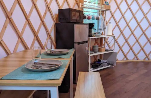 Elgin House | Private Yurt with AC & Heating.