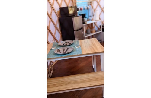 Elgin House | Private Yurt with AC & Heating.