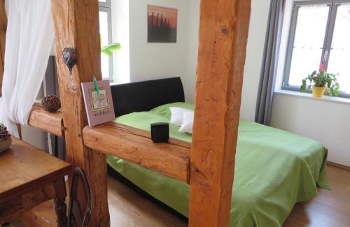 Naumburg House | Privatzimmer Othmarsweg