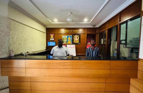 Namakkal Hotel | Priyaa Towers
