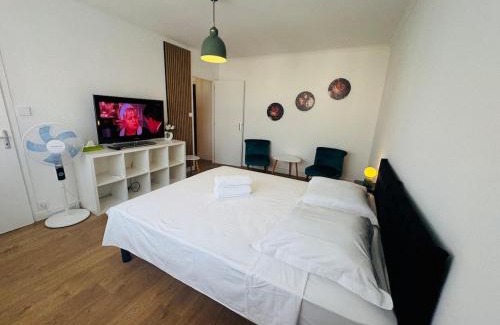 Chalon-sur-Saone Apartment | PROCHE CENTRE, Parking Gratuit