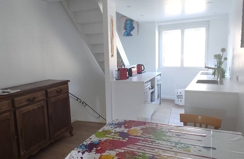 Nezignan-L'Eveque House | Proche mer Maison de Village Climatisée Avec Terrasse