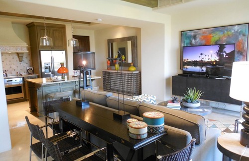 Los Cabos Condo | Professionally Decorated, Luxury One Bedroom In Building 5 At The Hacienda