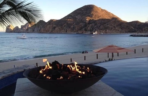 Los Cabos Condo | Professionally Decorated, Luxury One Bedroom In Building 5 At The Hacienda