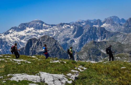 Vusanje Ski Chalet | PROKLETIJE eko katun Vusanje