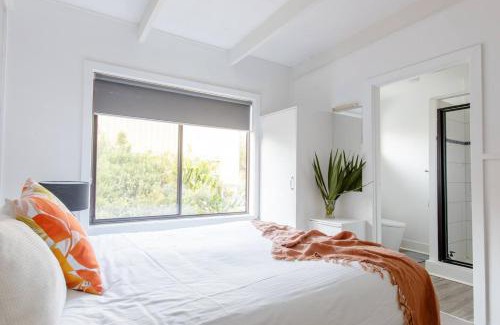 Sandy Point Apartment | Prom Coast Apartments