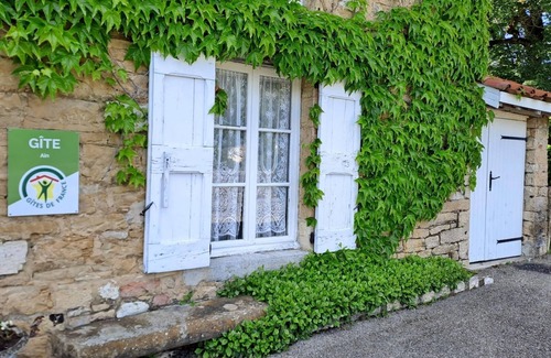 Coligny House | Promenade de Pinal - Coligny