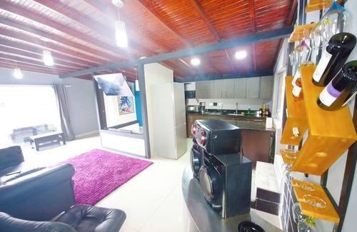 Zona Rosa Apartment | PROMO # 7 Suite Icon @Poblado @Lleras Park 301