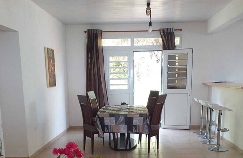 Case-Pilote House | ! PROMO! SPACIOUS COUNTRY HOME - Ocean View