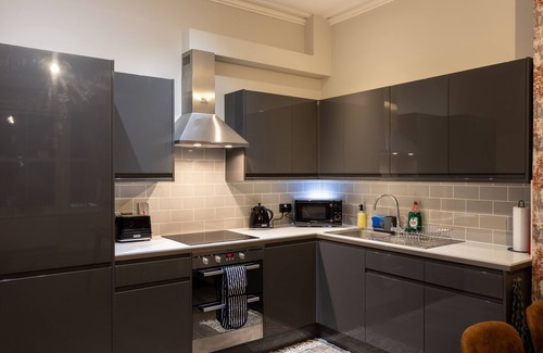 Seafront Apartment | Property located in Brighton city centre, in close proximity to main attractions