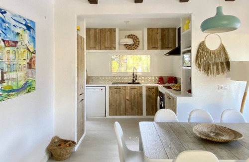 Javea Town Center Villa | Property with large swimming pool in a quiet and lush garden