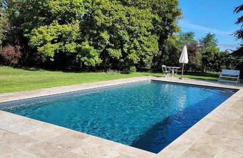Buxeuil House | Propriété Avec Piscine, Proche des Châteaux de la Loire et du de Futuroscope