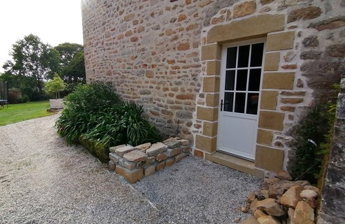 Theix-Noyalo House | Propriété Familiale de Caractère, Dans un Manoir Breton