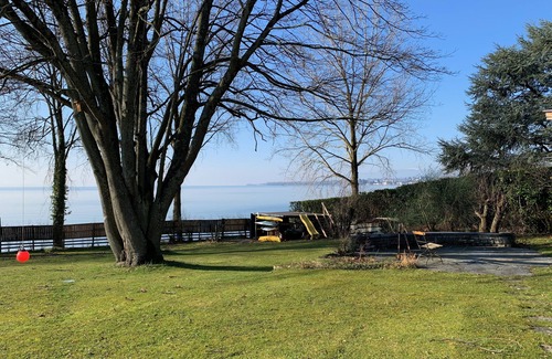 Preverenges House | Propriété Moderne Exceptionelle au Bord du Lac, Proche de Toutes Commodités