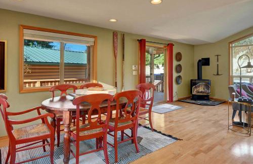 Gold Bar House | Prospector's Bend