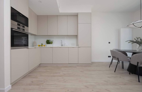 Centrum Apartment | Prosta 69D Warsaw | Prestigious Apartment | Parking | Air conditioning | Desk