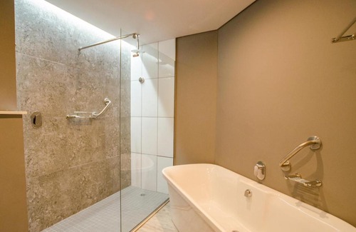 Umhlanga Hotel | Protea Hotel by Marriott Durban Umhlanga