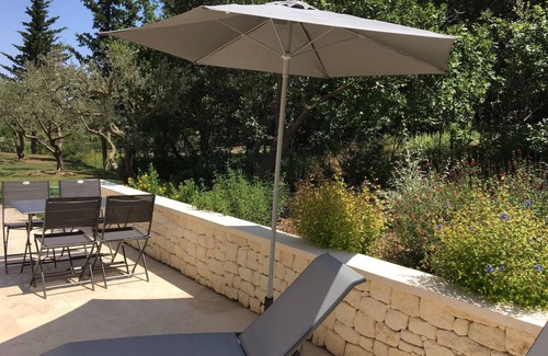Eyragues Cottage | Provencal cottage with pool for 4 people, 2 steps from Saint-Rémy-de-Provence