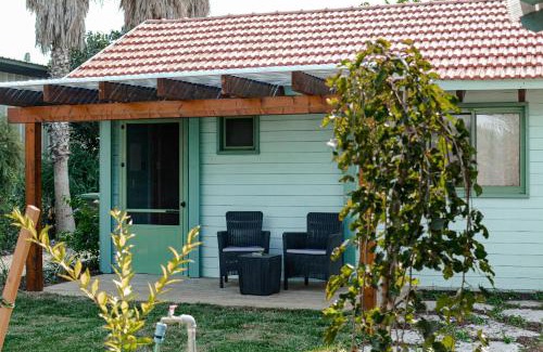 Kfar Baruch Cabin | Provence in the Valley