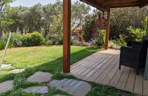 Kfar Baruch Cabin | Provence in the Valley