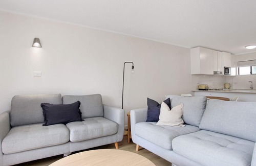 Hawks Nest Apartment | Providence Apartment 5
