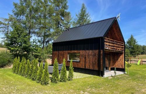 Suleczyno House | Przystanek Kistówko komfortowe domki z jacuzzi, staw wędkarski, kominek, las, przestrzeń