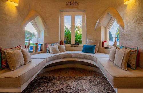 Carvoeira House | Romantic holiday Suite, The Nutcracker, Spa & pool, Cerrado das Fontainhas.