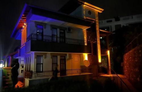 Kargicak Villa | PTİVATE POOL BY SEA SİDE VİLLA3+1