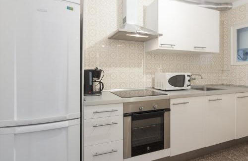 Barcelona Apartment | Pubone AT Barberà del Valles