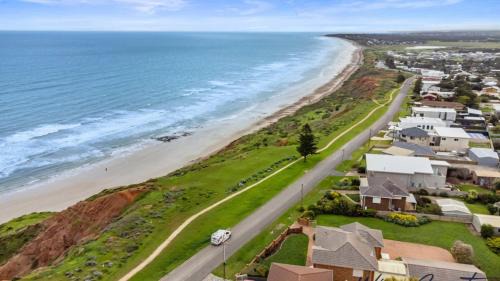 Sellicks Beach House | Puesta de Sol Apartment by Wine Coast Holidays