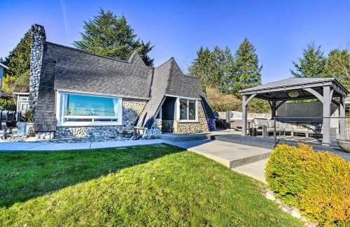 West Hills House | Puget Sound Cabin with Hot Tub and Water Views!