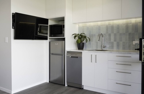 Pukehina Apartment | Pukehina Estuary Sunset Views Studio