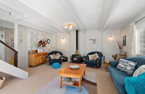 Havelock House | Pukenui Paradise - Havelock Holiday Home