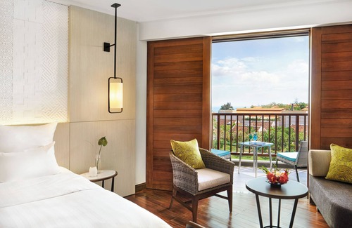 Ngu Hanh Son Resort | Pullman Danang Beach Resort