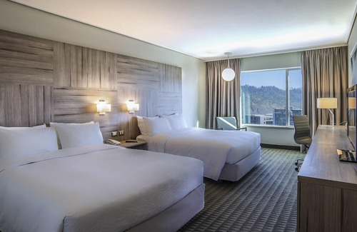 Santiago Hotel | Pullman Santiago Vitacura
