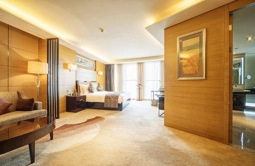 Bin Hu District Hotel | Pullman Wuxi New Lake