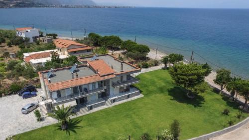 Sarakiniko Apartment | Punda 4 Seasons