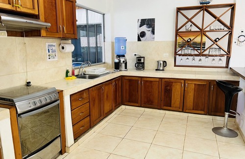 Punta Sal House | PuntaSal, Ocean view, StarLink WiFi, Terrace, Pool