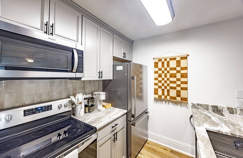 Jekyll Island Condo | Pup Friendly Condo Steps from Driftwood Beach!