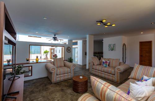 Mancora Bed & Breakfast | PUPUKEA HOUSE Mancora