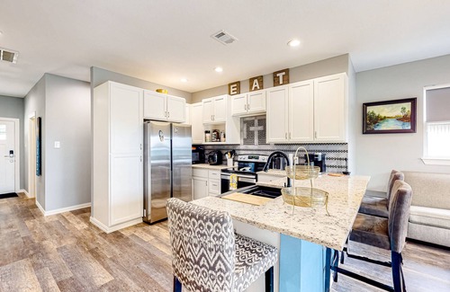 Gordonville House | Pura Vida Texoma, Unit A | House in Gordonville