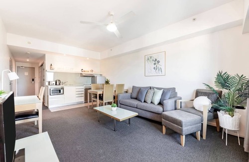 Darwin City Centre Apartment | Pure Synergy Your Base to Explore Darwins Riches