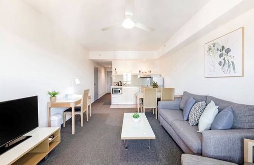 Darwin City Centre Apartment | Pure Synergy Your Base to Explore Darwins Riches