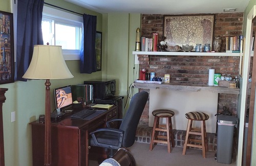 Lincoya Hills House | Puzzled is a space where most hanging artwork are puzzles.