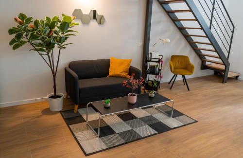 En Corts Apartment | PV Loft Valencia - Modernos y cómodos estudios dúplex cerca a Russafa