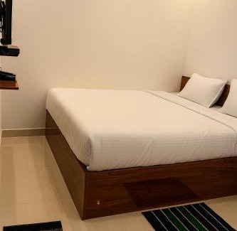 Tiruvallur Hotel | PY OLLIV Chennai THIRUVALLUR