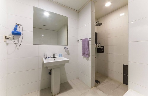 Pyeongtaek Hotel | Pyeongtaek Khan Self Check-in Motel